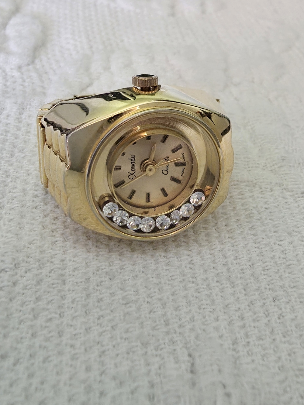 Xanadu Quartz ring watch